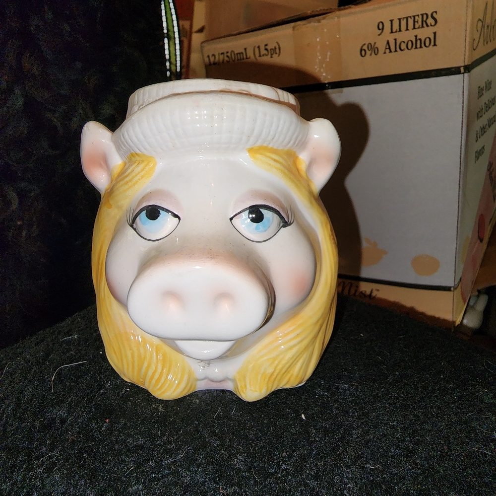 Jim Hansen Miss Piggy Muppet Mug